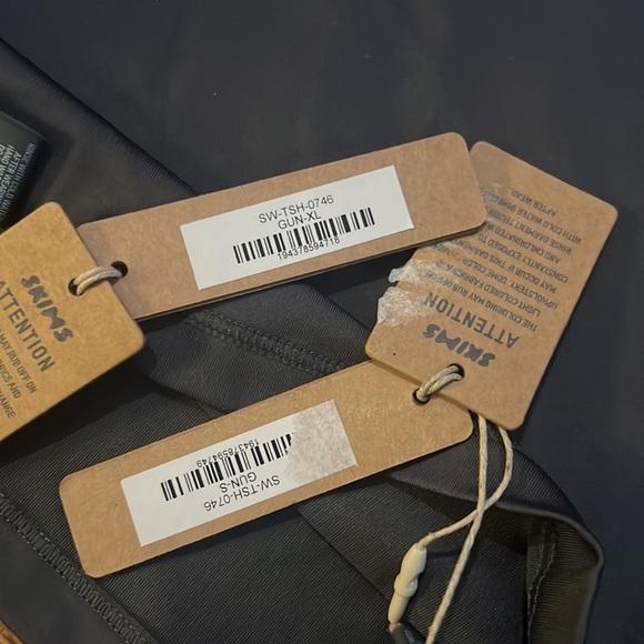 SKIMS SWIM SHIRT - Picture 5 of 5